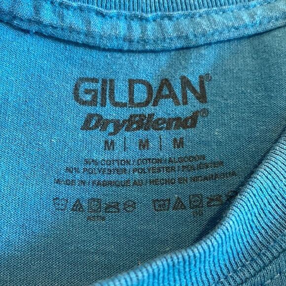 Z Milwaukee Bucks Pride Medium Cropped T Shirt Sleeveless Gildan Dryblend - Picture 5 of 5